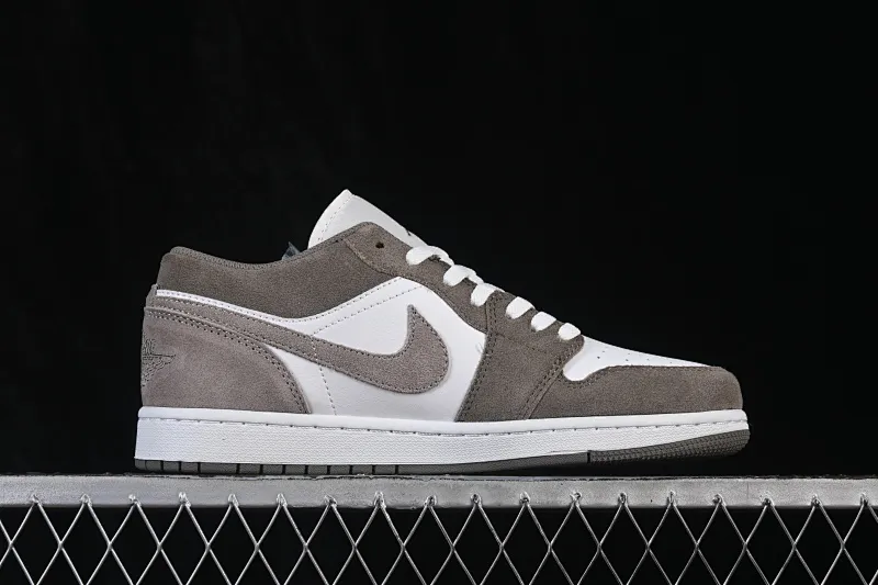 All categories Air Jordan Jordan series basketball shoes Air Jordan 1 Low Air Jordan 1 Low AJ1 Joe 1 white gray low-top retro cultural basketball shoes 553558-046
